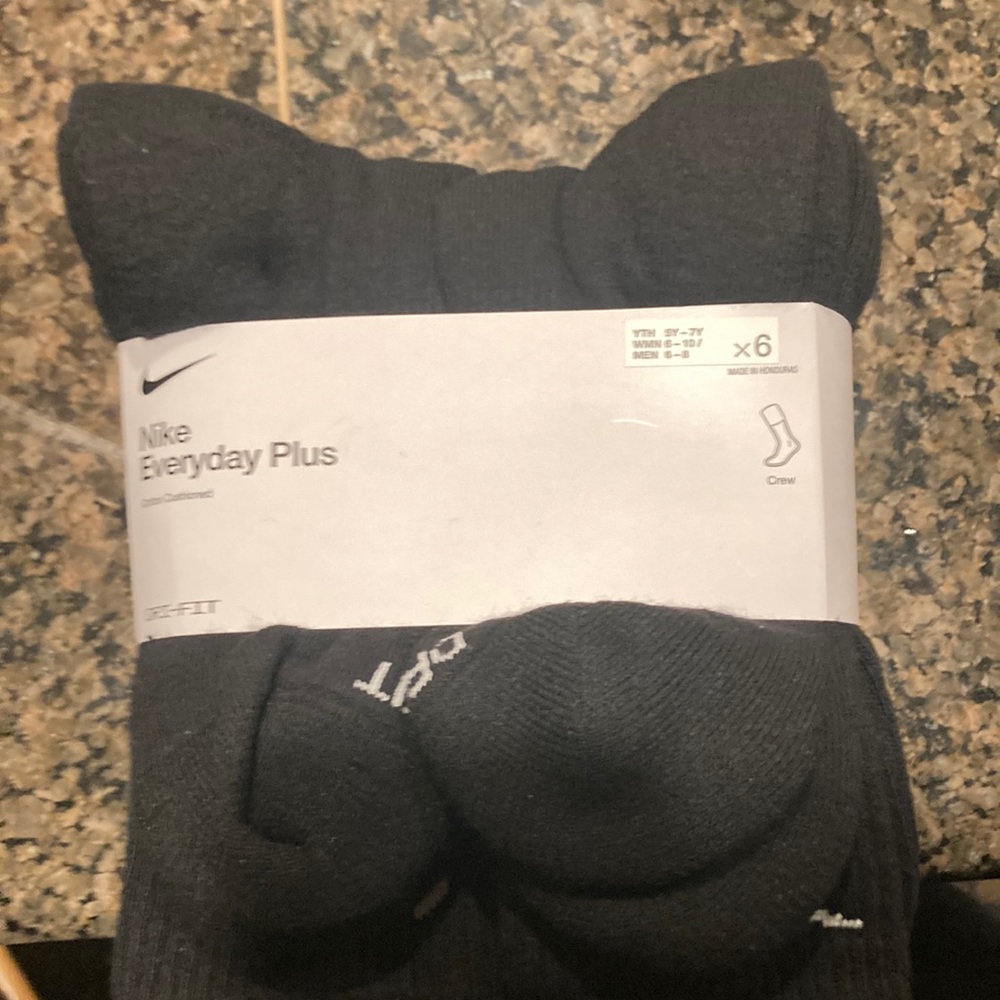 Nike dri-fit socks